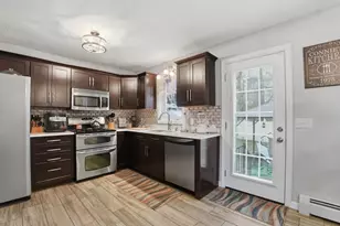 572 Bartlett St, Acushnet, MA 02743 - Photo 8