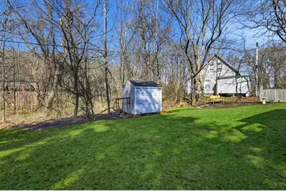 4 Brookside Ave, Worcester, MA 01602 - Photo 6