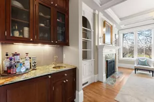 8 Otis Pl, Boston, MA 02108 - Photo 6