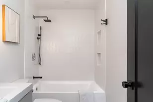 182 Tremont St, Somerville, MA 02143 - Photo 24