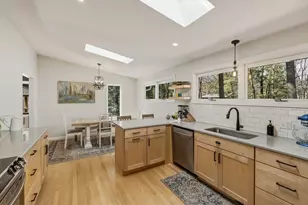 148 Aubinwood Rd, Amherst, MA 01002 - Photo 8