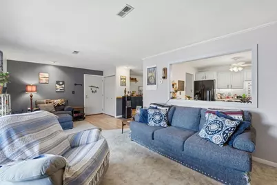 221 Oak St #14-31, Brockton, MA 02301 - Photo 10