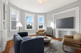 811 Somerville Ave, Somerville, MA 02143 - Photo 4