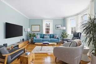 92 Beacon St, Boston, MA 02108 - Photo 2