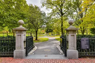 92 Beacon St, Boston, MA 02108 - Photo 14