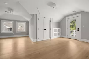 22 Carver Rd E, Watertown, MA 02472 - Photo 14