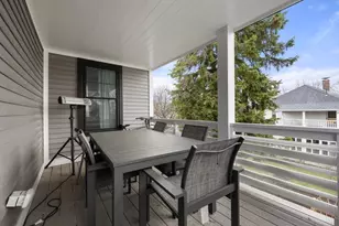 22 Carver Rd E, Watertown, MA 02472 - Photo 12