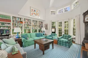 198 Clyde St, Brookline, MA 02467 - Photo 12