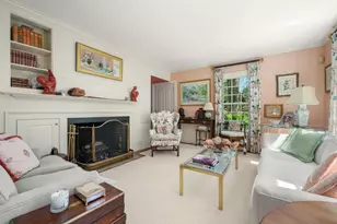 198 Clyde St, Brookline, MA 02467 - Photo 4