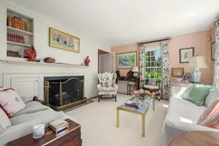 198 Clyde St, Brookline, MA 02467 - Photo 4