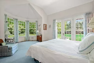198 Clyde St, Brookline, MA 02467 - Photo 14