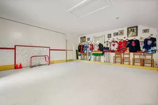 198 Clyde St, Brookline, MA 02467 - Photo 32