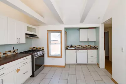 7 Cross St, Natick, MA 01760 - Photo 4