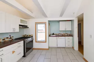 7 Cross St, Natick, MA 01760 - Photo 4