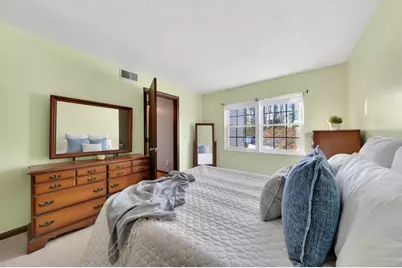 1940 Phillips Rd #15, New Bedford, MA 02745 - Photo 18