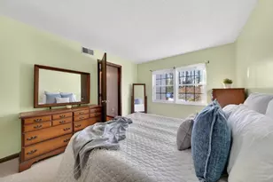 1940 Phillips Rd, New Bedford, MA 02745 - Photo 18