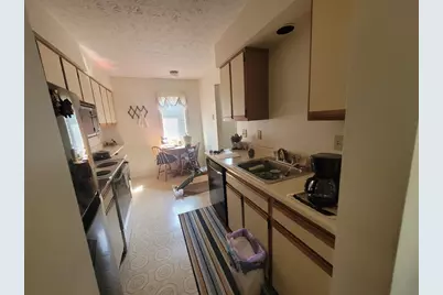 5 Steeplechase Ct #5, Haverhill, MA 01832 - Photo 8