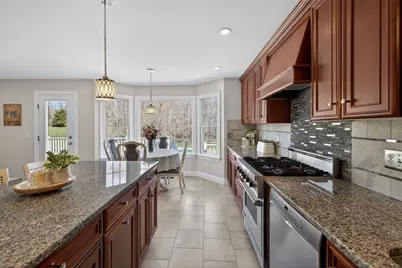 259 Lynch Ave, Somerset, MA 02726 - Photo 6