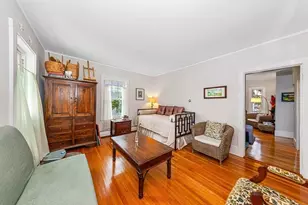 27 Franklin St, Arlington, MA 02474 - Photo 1