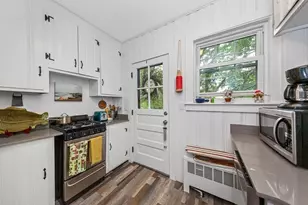 27 Franklin St, Arlington, MA 02474 - Photo 10