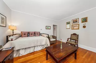 27 Franklin St, Arlington, MA 02474 - Photo 2