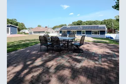 11 Bacon Dr, Saugus, MA 01906 - Photo 6