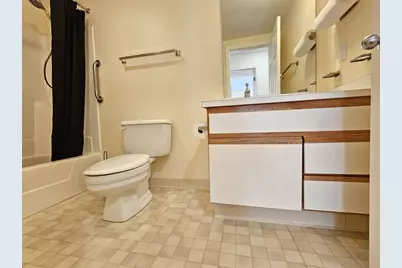 10 Pleasant St #115, Lynn, MA 01902 - Photo 16