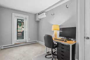 19 Greenwich Pk, Boston, MA 02118 - Photo 12