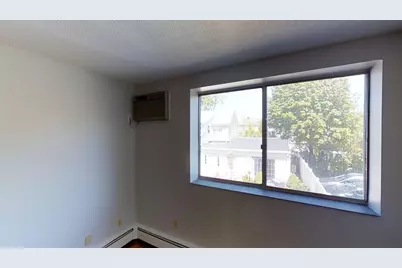 14 Murdock St #2-4, Somerville, MA 02145 - Photo 4