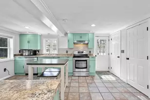 28 Deanville Rd, Attleboro, MA 02703 - Photo 4