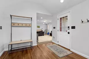 28 Deanville Rd, Attleboro, MA 02703 - Photo 10