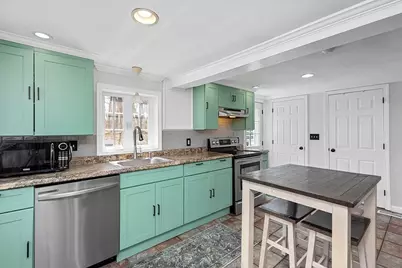 28 Deanville Rd, Attleboro, MA 02703 - Photo 6