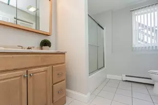 128 Old Westport Rd, Dartmouth, MA 02747 - Photo 16