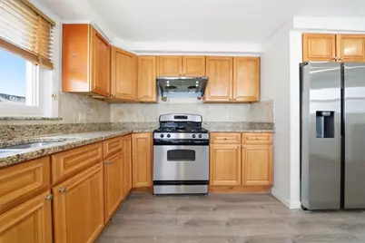 395 Lebanon St, Melrose, MA 02176 - Photo 10