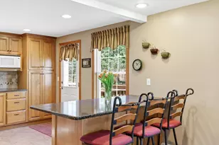 254 Handy St, Attleboro, MA 02702 - Photo 8