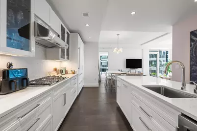 22 Liberty Dr #9G, Boston, MA 02210 - Photo 10