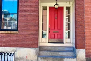 2 Phillips St, Boston, MA 02114 - Photo 2