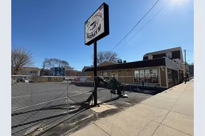 100-102 Boston St, Salem, MA 01970 - Photo 4