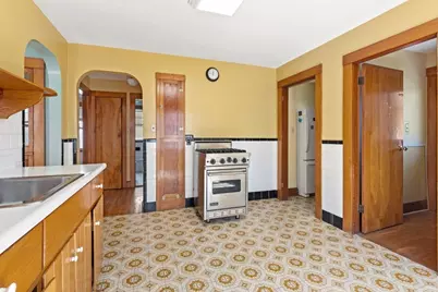 98 Clare Ave, Boston, MA 02136 - Photo 8