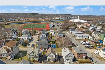 18 Hampden St, Gloucester, MA 01930 - Photo 36