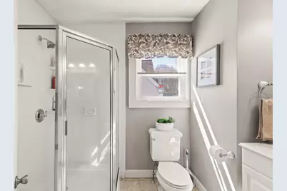 18 Hampden St, Gloucester, MA 01930 - Photo 32