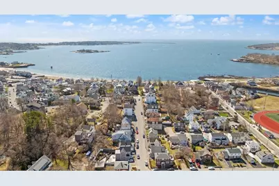 18 Hampden St, Gloucester, MA 01930 - Photo 4