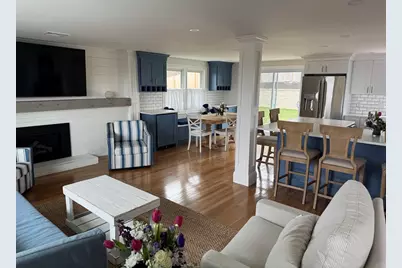 27 Standish Ave #August, Hull, MA 02045 - Photo 10