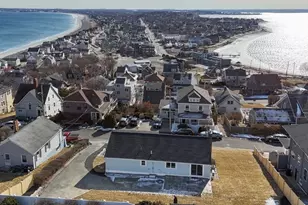 27 Standish Ave, Hull, MA 02045 - Photo 2