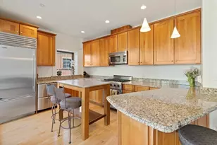 99-105 Broad, Boston, MA 02110 - Photo 4