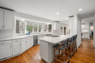 172 Country Dr, Weston, MA 02493 - Photo 8