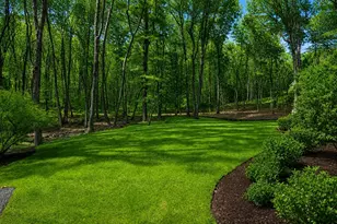 172 Country Dr, Weston, MA 02493 - Photo 2