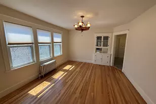 19 Chauncey St, Watertown, MA 02472 - Photo 4