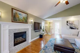 23 Upton St, Millbury, MA 01527 - Photo 14