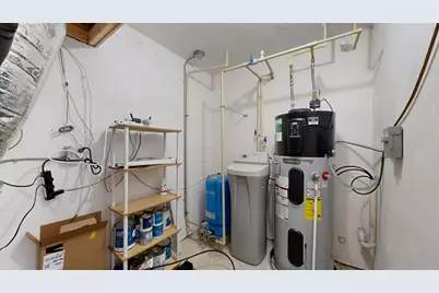 23 Upton Street, Millbury, MA 01527 - Photo 40